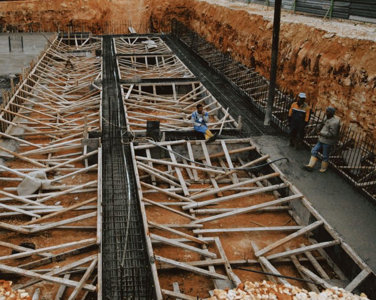 Préparer un chantier avant l’arrivée des entreprises